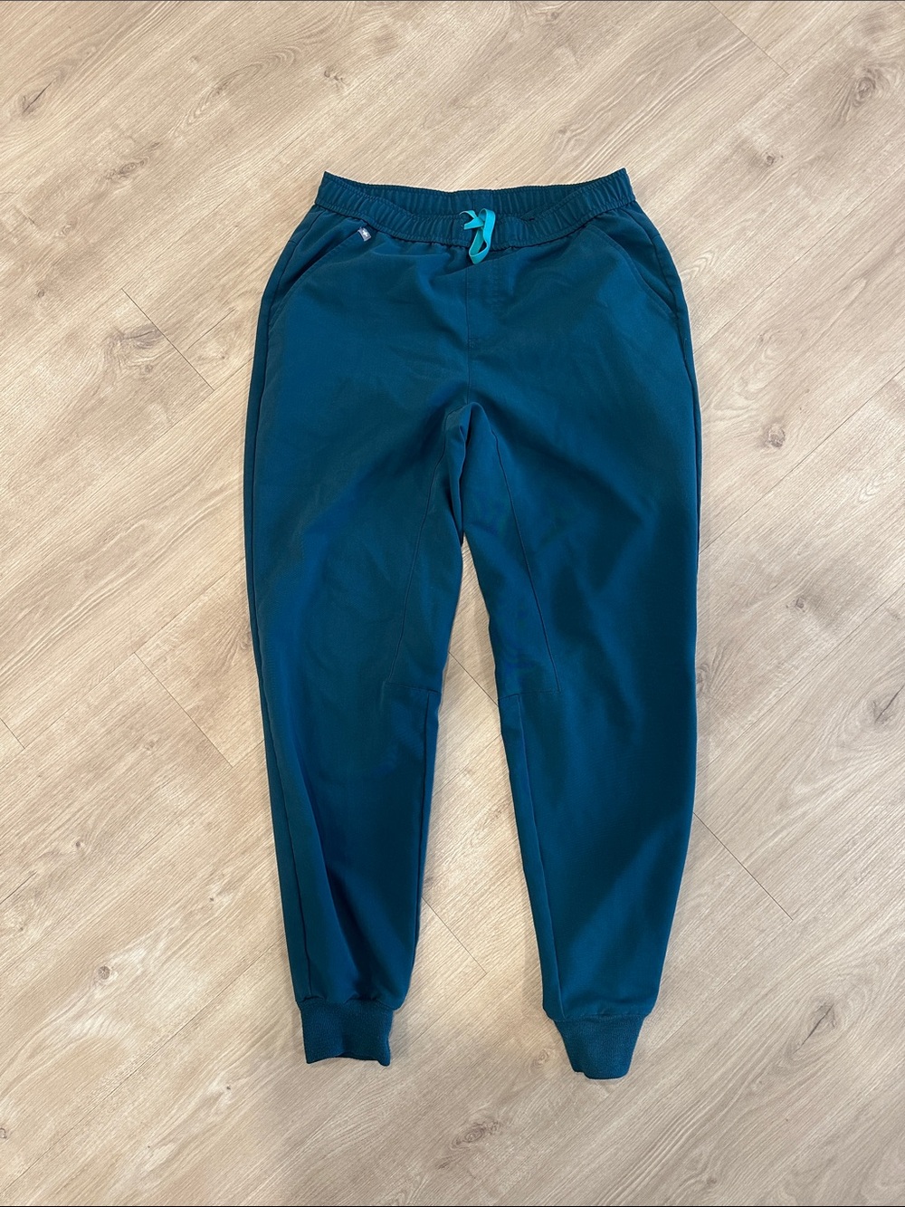 FIGS Caribbean Blue Scrub Joggers (M)